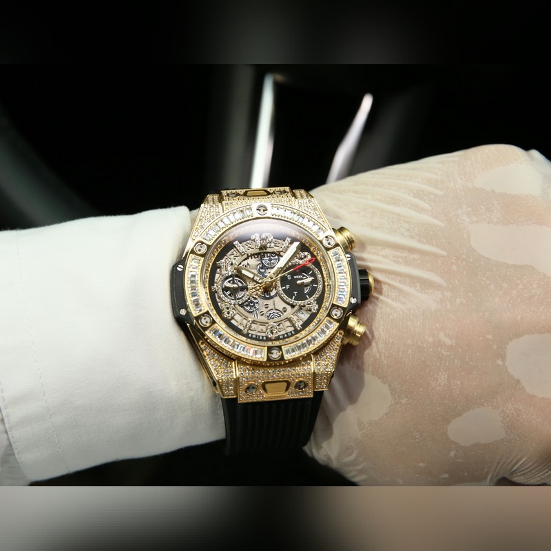 Hublot Big Bang Brave&Fearless Punching Forward-4