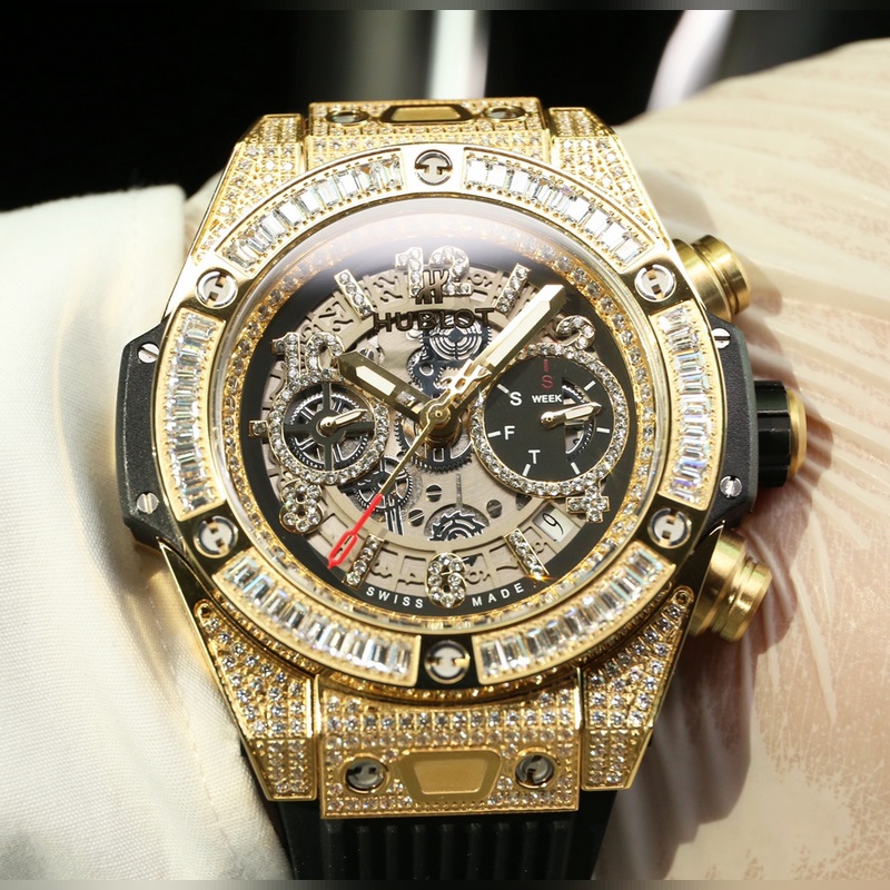 Hublot Big Bang Brave&Fearless Punching Forward-5
