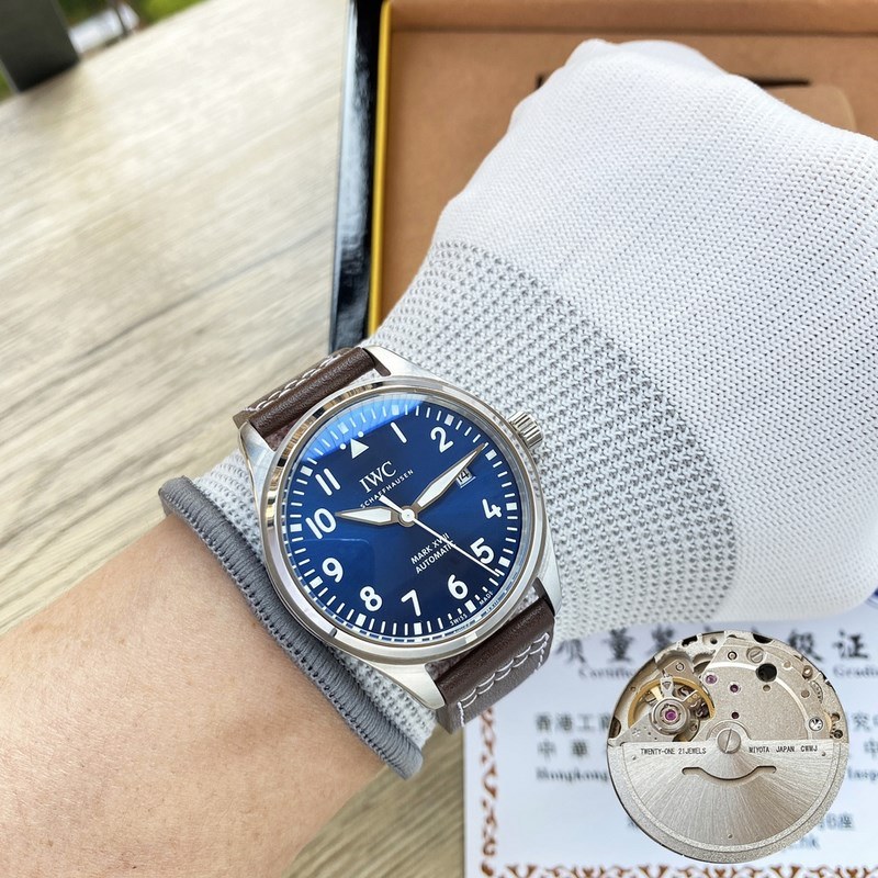 IWC Mark XVIII Pilot's Replica Watch 40mm Classic Timepiece-5