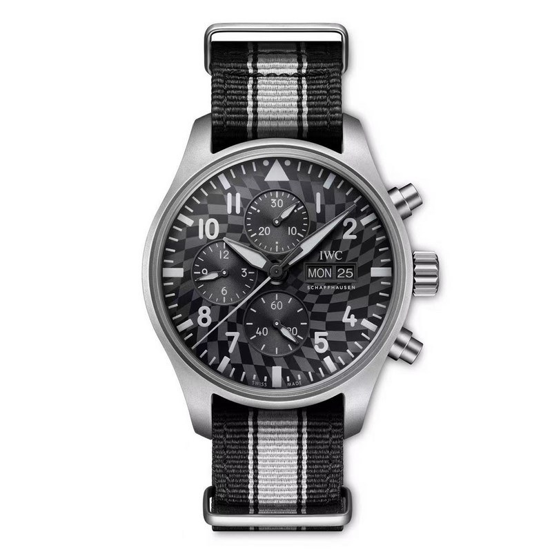 IWC Pilot's Automatic Replica Watch 43mm Nylon Strap-3