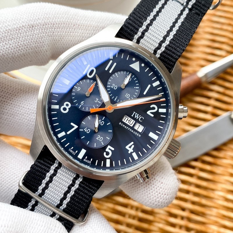 IWC Pilots Automatic Replica Watch 43mm Nylon Canvas Strap-3