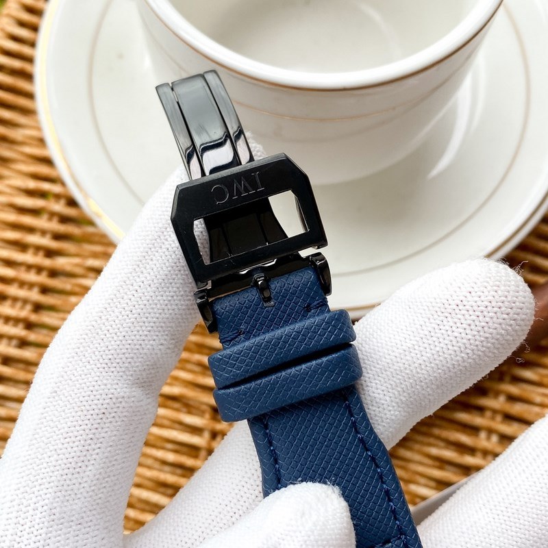 IWC Pilot's Automatic Replica Watch 43mm Quality Timepiece -8