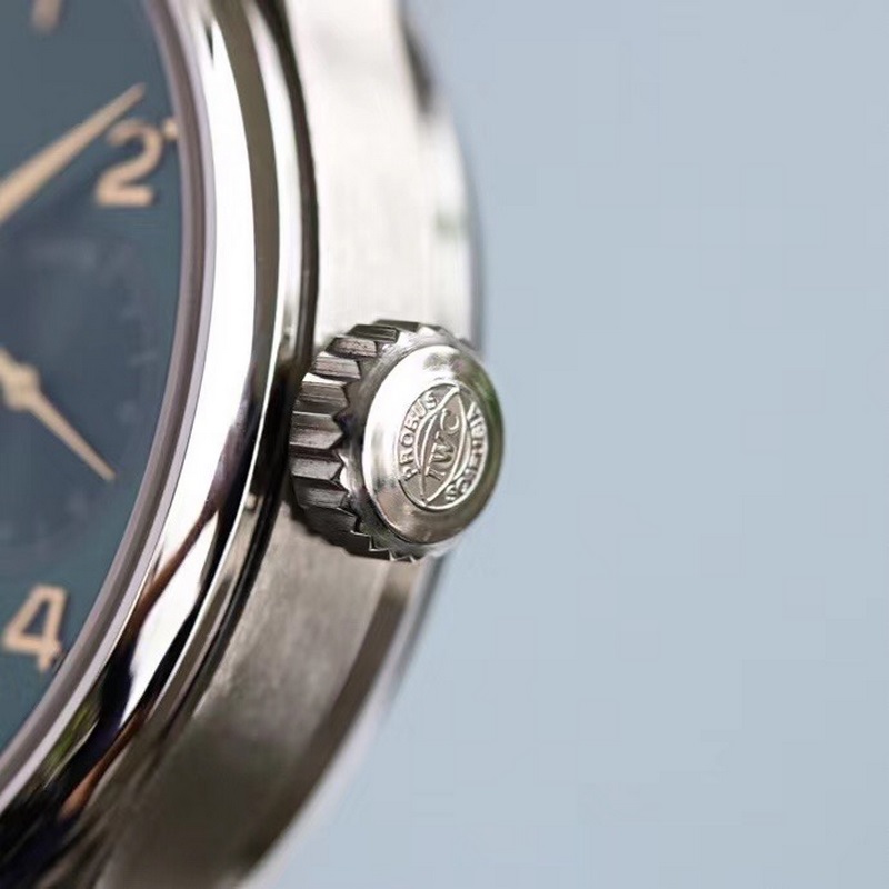 IWC Portuguese Automatic Replica Watch Luxury Timepiece Features-6