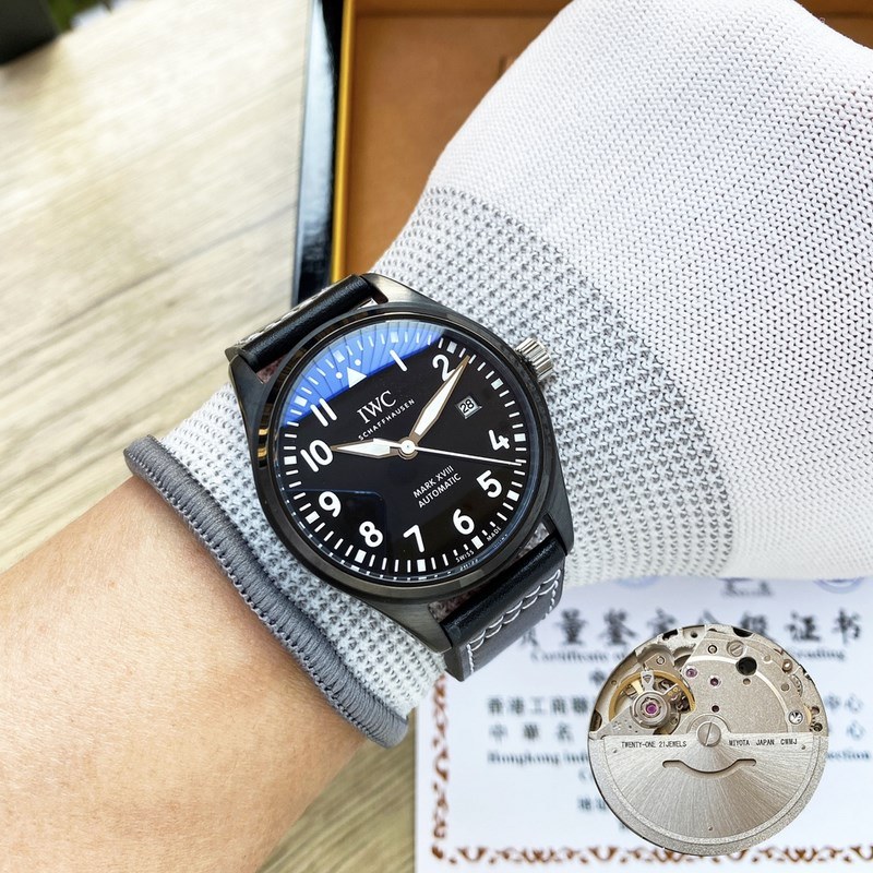 IWC Pilot's Replica Watch Mark XVIII 40mm Classic Timepiece-3