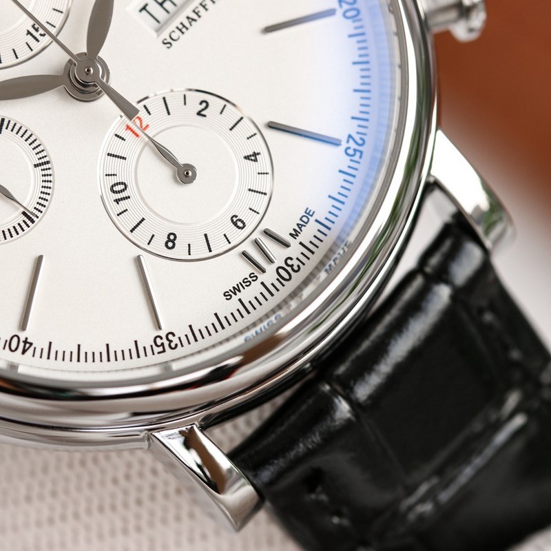 IWC Aquatimer Chronograph 42mm Quality Timepiece-3