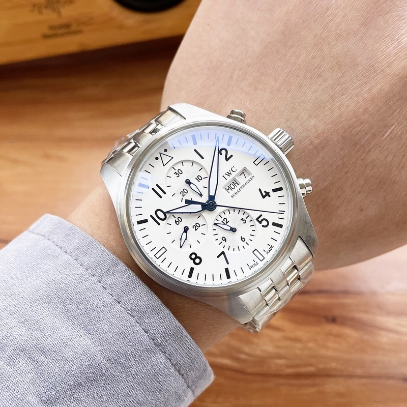 IWC Pilot's Replica Watch 43mm x 13mm Luxury Men's Timepiece-2