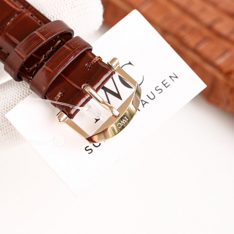 IWC Aquatimer Chronograph 42mm x 13.5mm Quality Timepiece-6