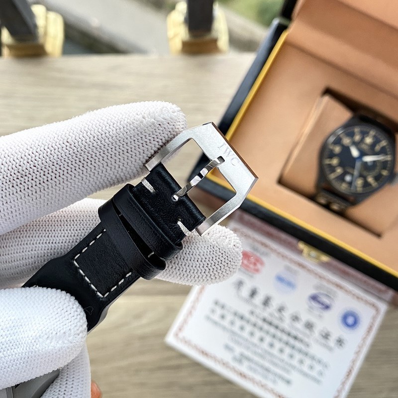 IWC Pilot's Replica Watch Luxury Men's Timepiece Premium Quality-8