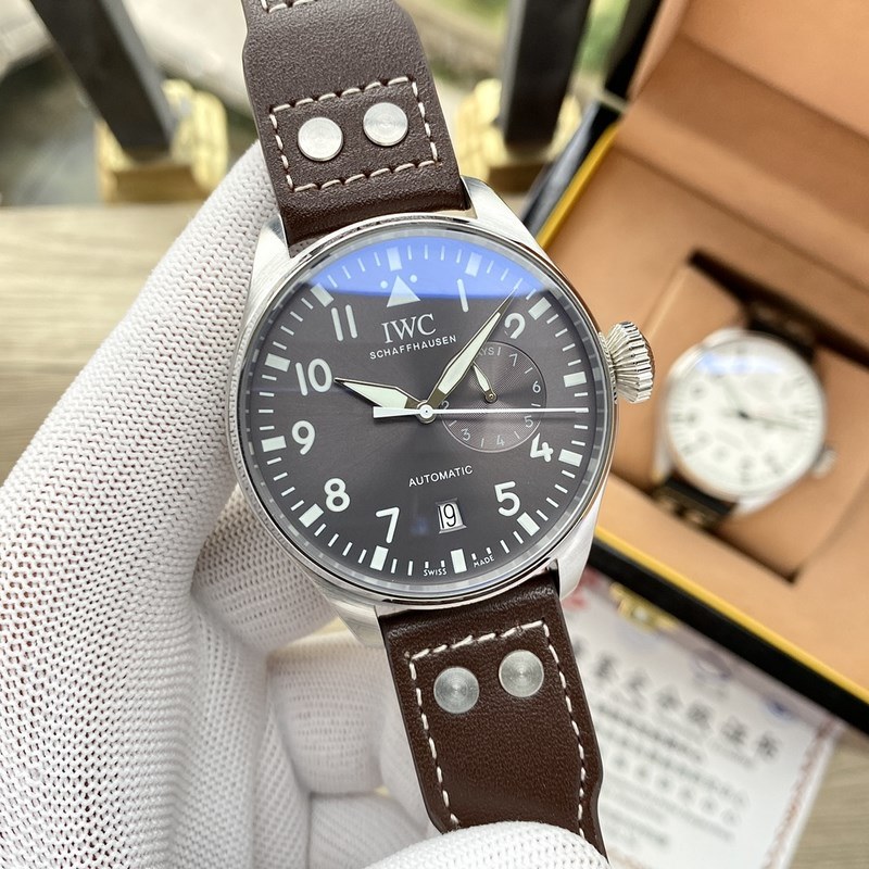 IWC Pilot's Series Luxury Men's Replica Watch-5