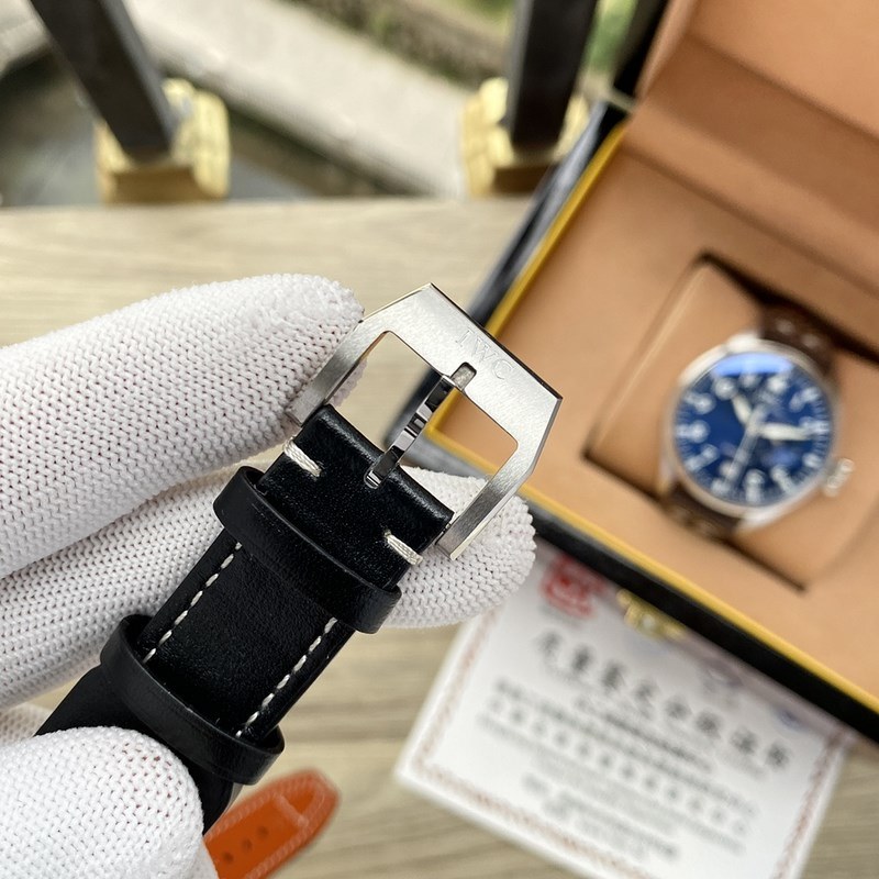 IWC Pilot's Series Luxury Men's Replica Watch-8