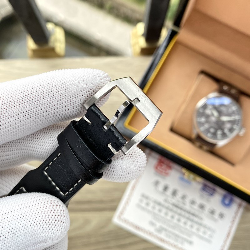 IWC Pilot's Series Luxury Men's Replica Watch-7