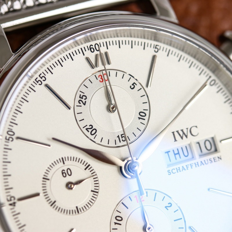 IWC Aquatimer Chronograph 42mm Quality Timepiece-2
