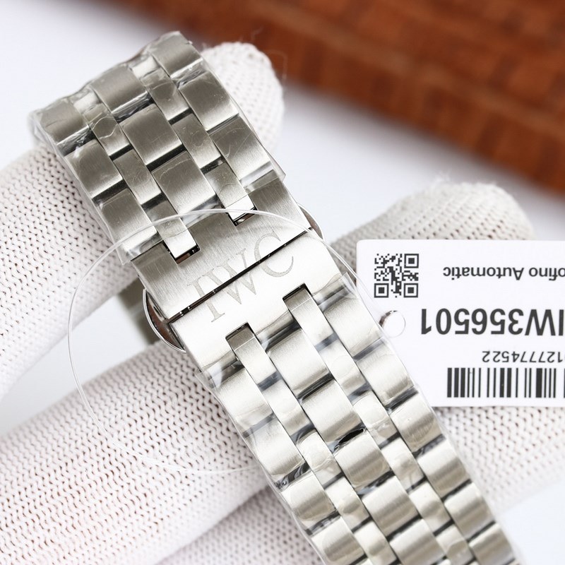 MKS IWC Ingenieur Mark XVII Essential Quality Timepiece-6