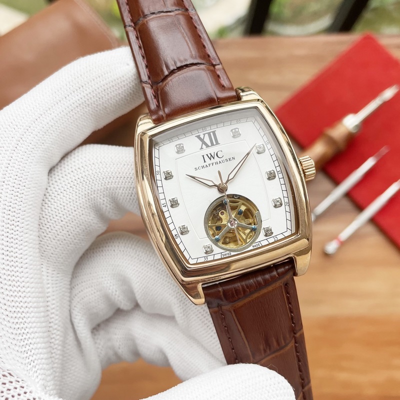 IWC Classic Big Pilot's Replica Watch with Tourbillon Elegant and Exquisite-5