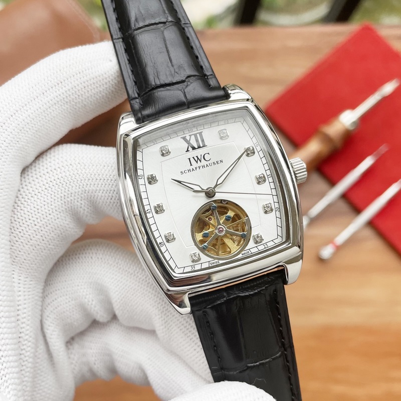 IWC Classic Big Pilot's Replica Watch with Tourbillon Elegant and Exquisite-6