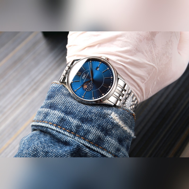 IWC Aquatimer 120m Water Resistant Swiss Craftsmanship-2