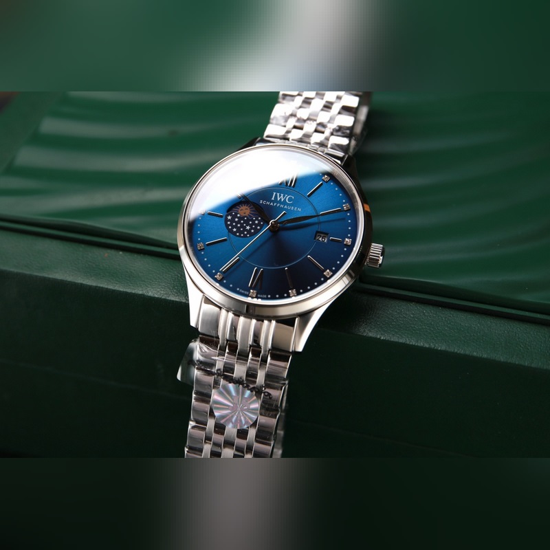 IWC Aquatimer 120m Water Resistant Swiss Craftsmanship-4