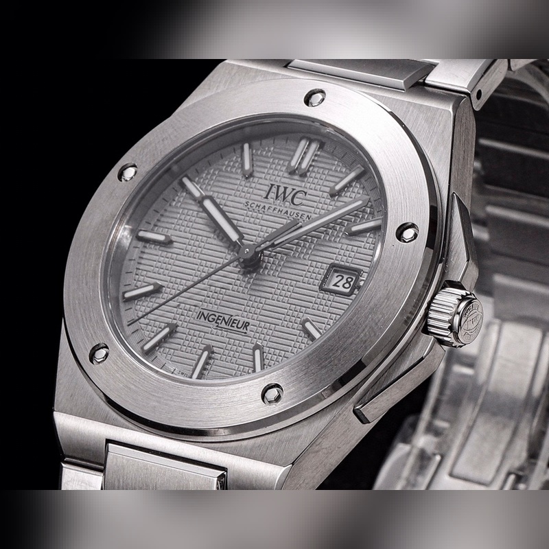 IWC Ingenieur Automatic 2024 Premium 40mm Masterpiece Unveiled-2