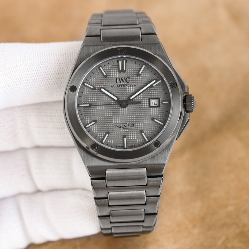 IWC Ingenieur Automatic 40 A Six-Month Masterpiece Redefined-5