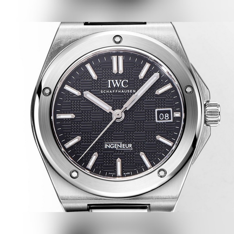 IWC Ingenieur Automatic 40 Quick-Release Upgrade with Quality Enhancements-7
