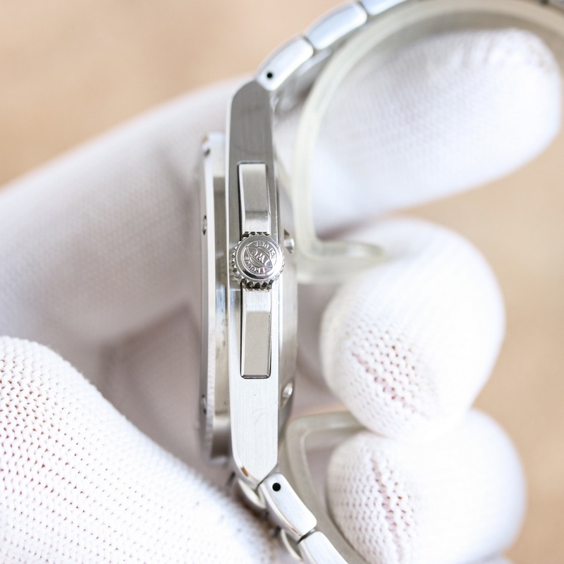 IWC Ingenieur Automatic 40 Quick-Release Upgrade with Enhanced Quality-5