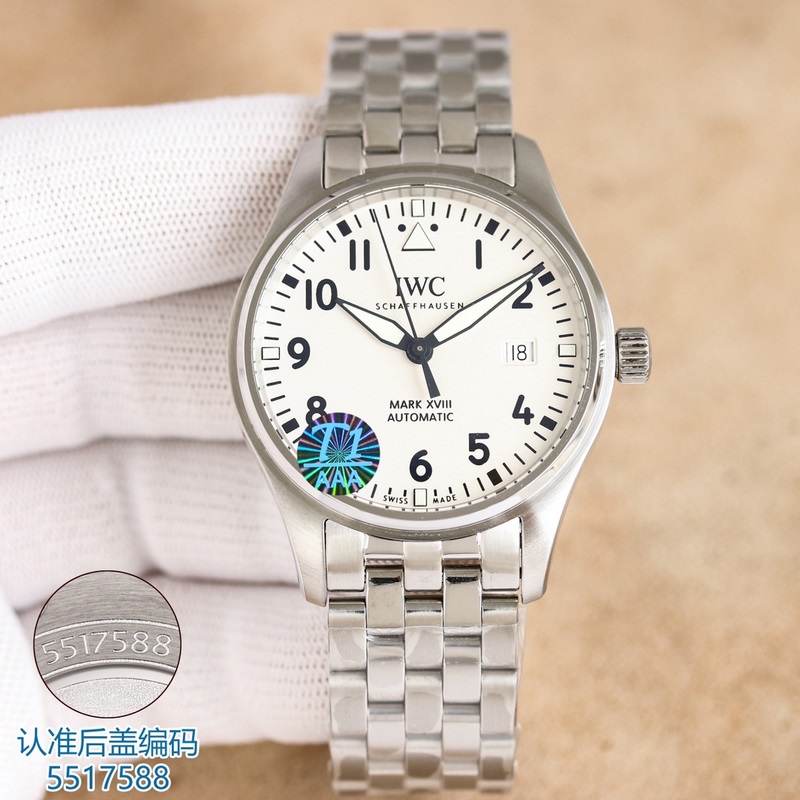 Quality V7 IW327001 IWC Pilot's Replica Watch with Steel Bracelet Buy One Get One Strap-4