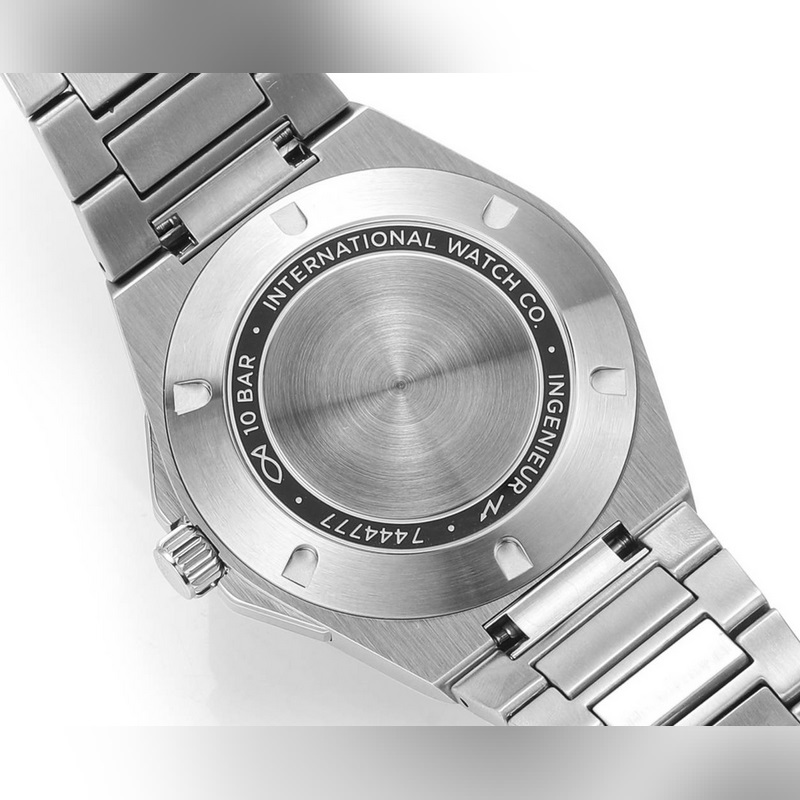 Upgraded IWC Ingenieur Automatic 40 Quick-Release Edition-8
