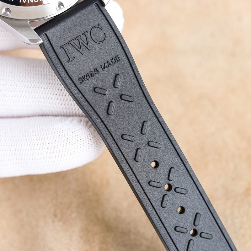 IWC Pilot's Replica Watch New Classic Blue Rubber Strap-7