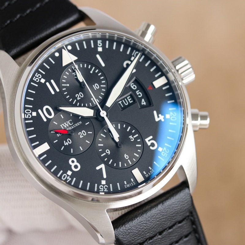 IWC Pilot's Replica Watch IW378003 with High-Tech Rose Gold Coating-5