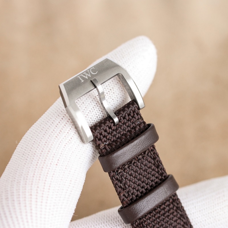 IWC Pilot's Replica Watch IW378003 High-tech Rose Gold Coating-7