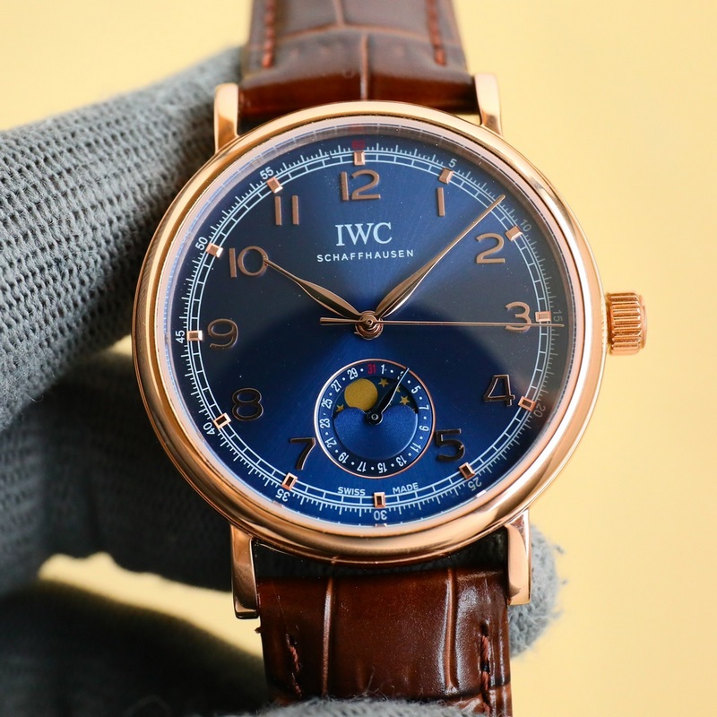 2025 IWC Aquatimer Series with Date and Moon Phase Functions-2