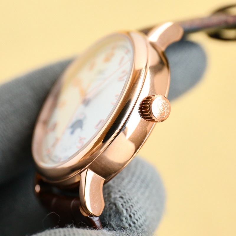 2025 IWC Aquatimer Series with Date and Moon Phase Functions-6