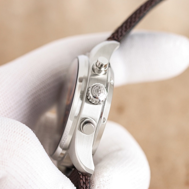 IWC Pilot's Replica Watch IW378003 with High-Tech Rose Gold Coating-6