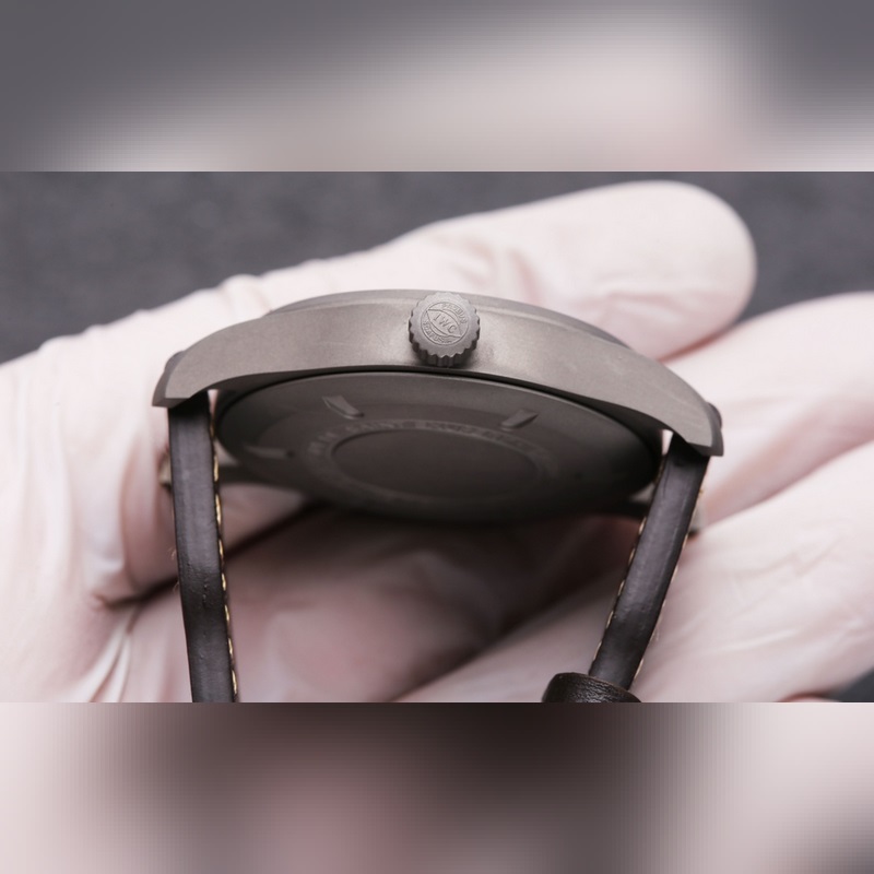 IWC Pilot's Replica Watch Bronze Automatic with Olive Green Dial and Date Window-6