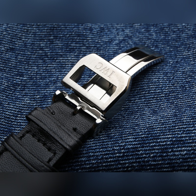 IWC Big Pilot's Replica Watch Tourbillon 46mm Exquisite Craftsmanship-7