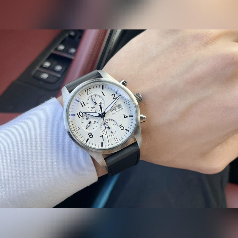 IWC Pilot's Replica Watch Automatic New Model Release with Premium Quality Features-5