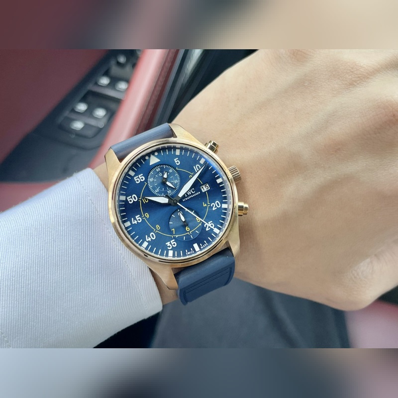 IWC Pilot's Replica Watch New Automatic Mechanical Model Launch-2