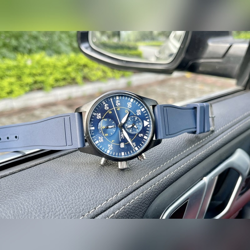 IWC Pilot's Replica Watch New Automatic Mechanical Model Launch-4