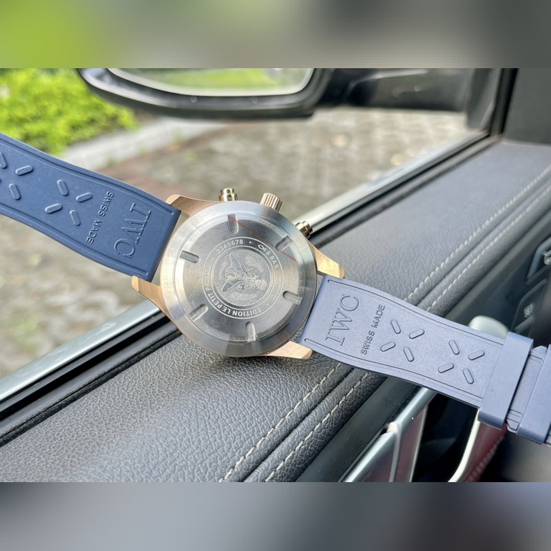 IWC Pilot's Replica Watch New Automatic Mechanical Model Launch-6