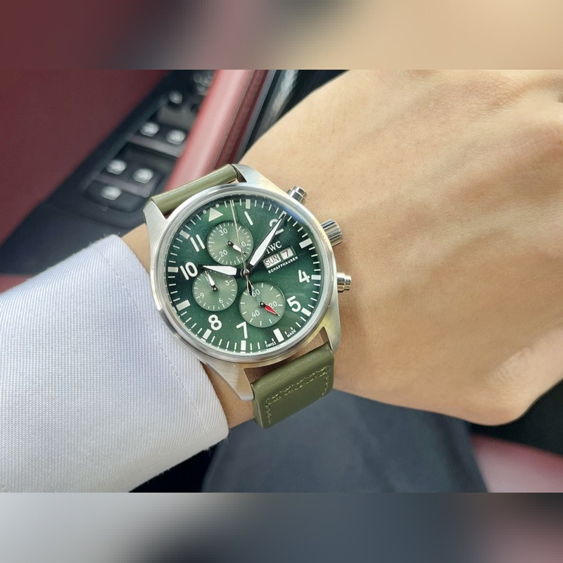 IWC Pilot's Replica Watch Multi-Function Elegant Design Premium Quality-3