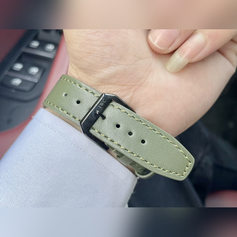 IWC Pilot's Replica Watch Luxury Multi-Function Men's Timepiece-8