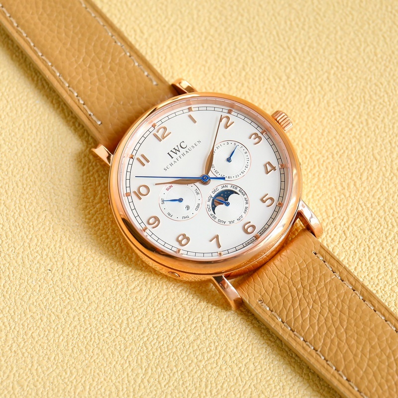 IWC Pilot's Replica Watch Iconic Beauty and Timeless Precision-4