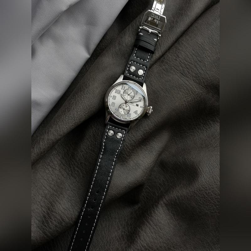 IWC Pilot's Replica Watch Ingenious New Moon Phase Expert with Long Power Reserve-4