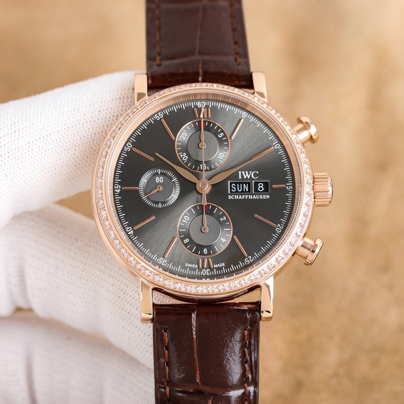 IWC Aquatimer Chronograph 42mm Premium Timepiece-2