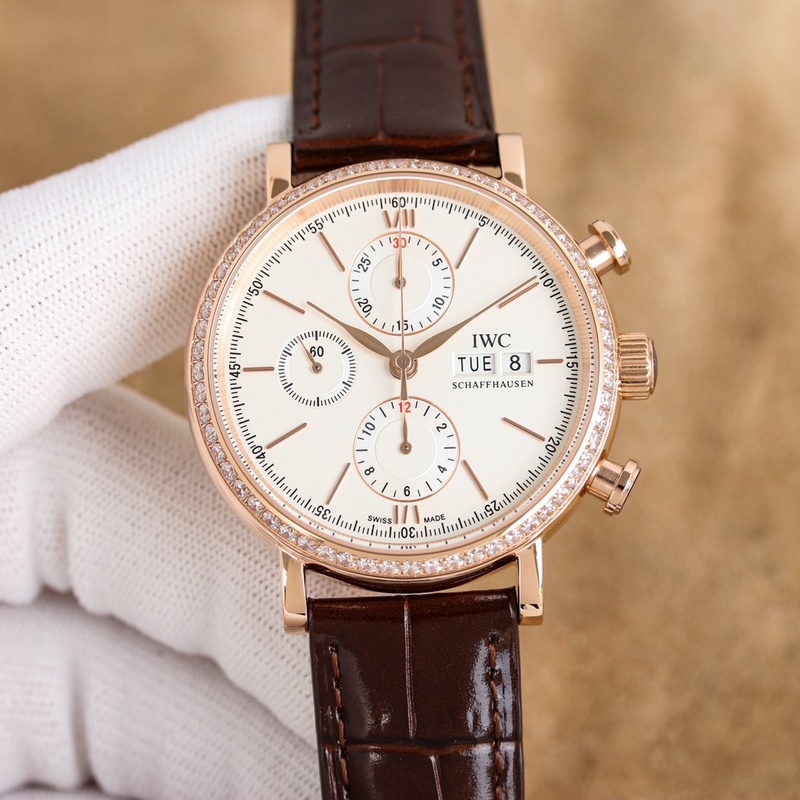 IWC Aquatimer Chronograph 42mm Premium Timepiece-4