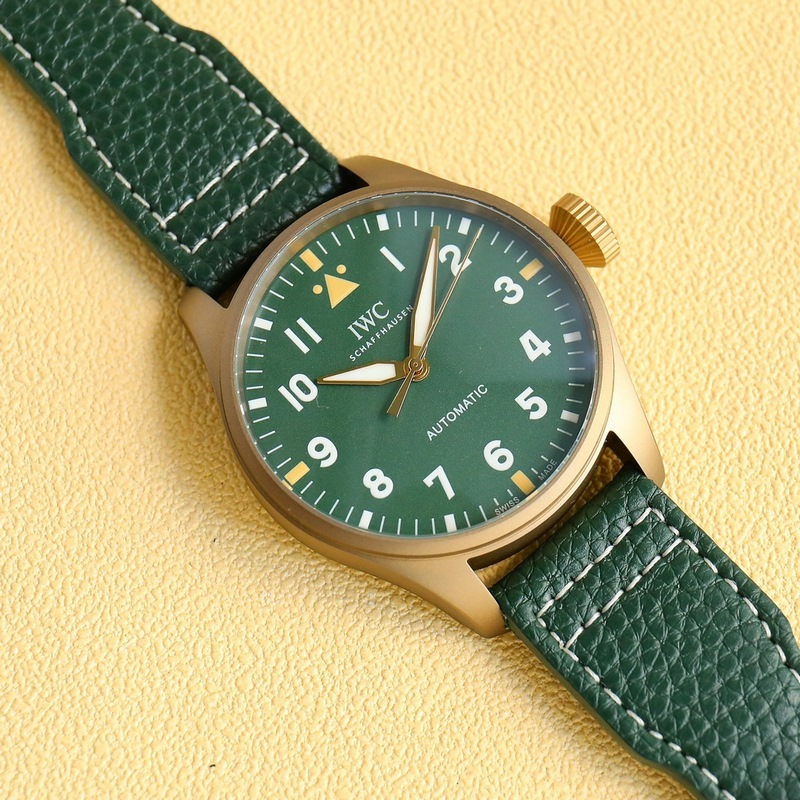 IWC Big Pilot 43mm Bold Design and Robust Quality-4