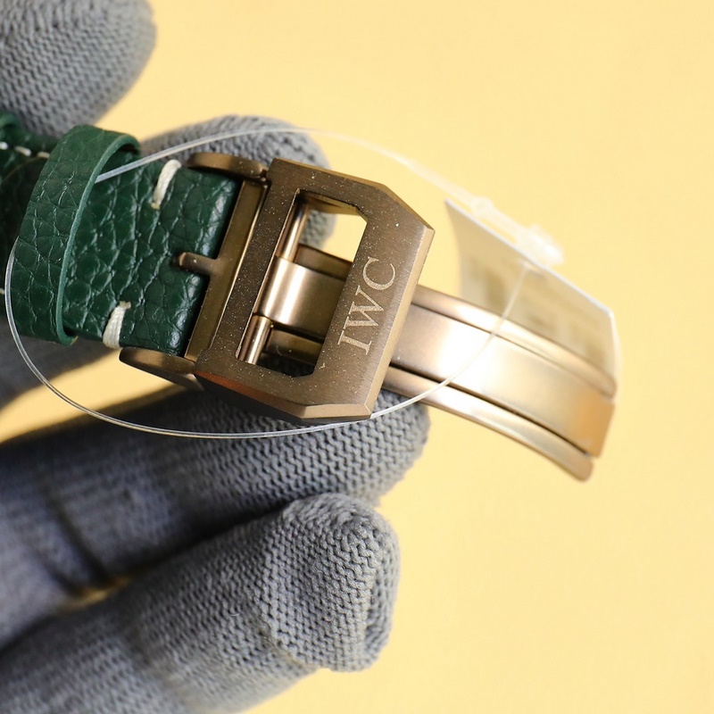 IWC Big Pilot 43mm Bold Design and Robust Quality-7