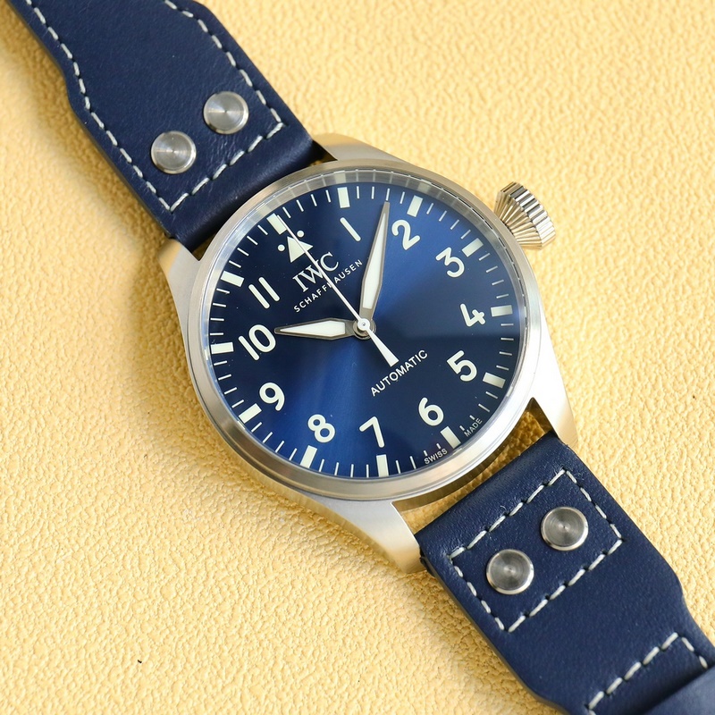 IWC Big Pilot 43mm Bold Rugged Design and Premium Quality-4