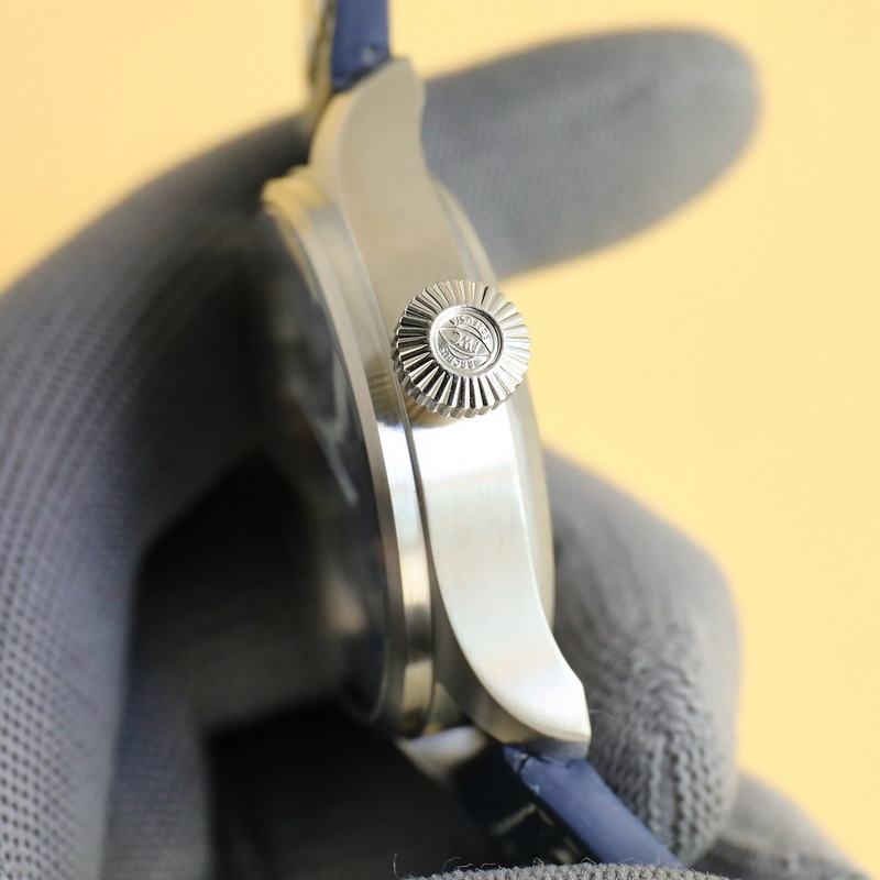 IWC Big Pilot 43mm Bold Rugged Design and Premium Quality-5
