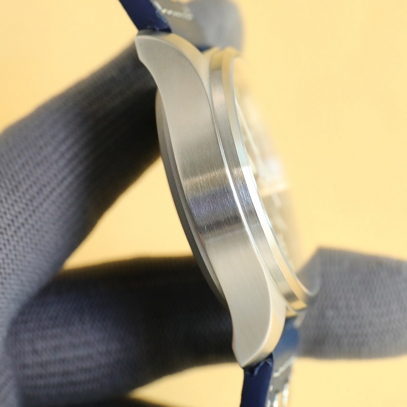 IWC Big Pilot 43mm Bold Rugged Design and Premium Quality-6